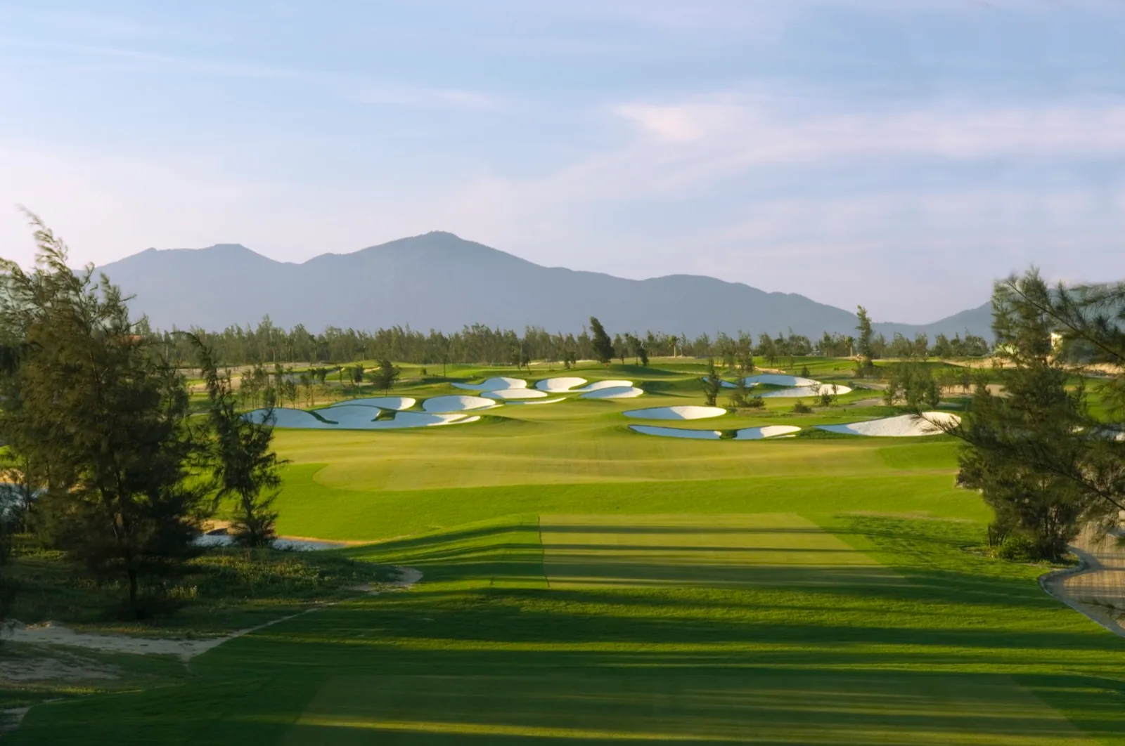 Montgomerie Links